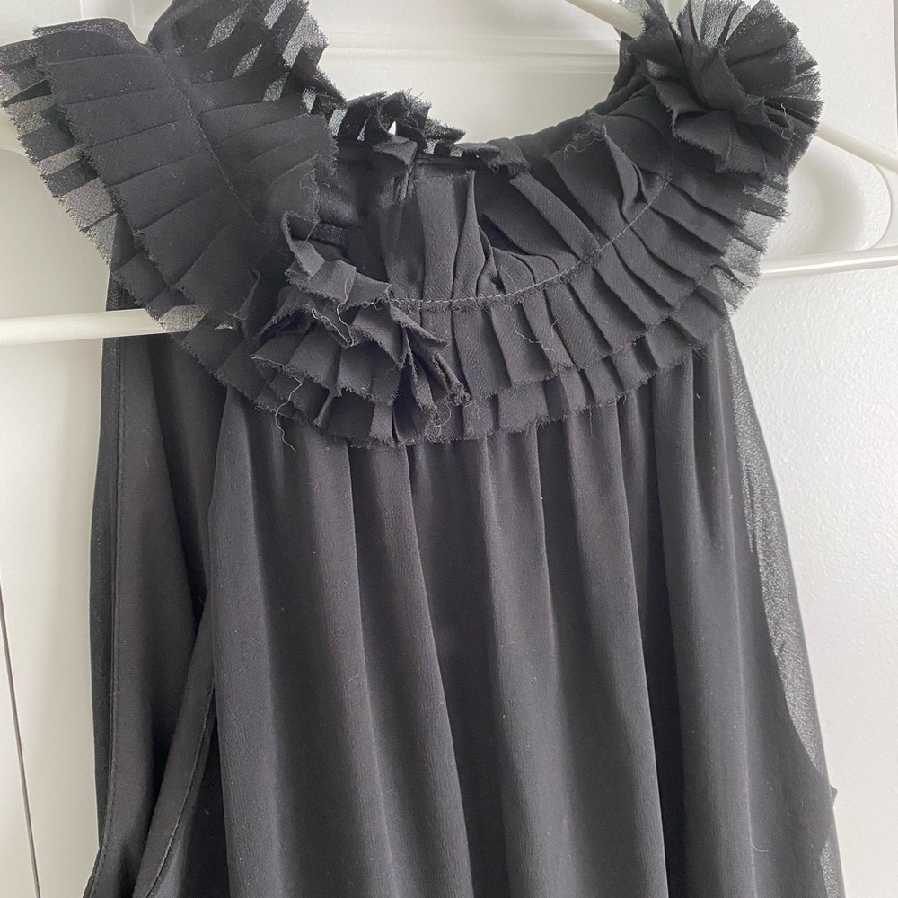 Taylor Sleeveless Rosette Detail Maternity Dress